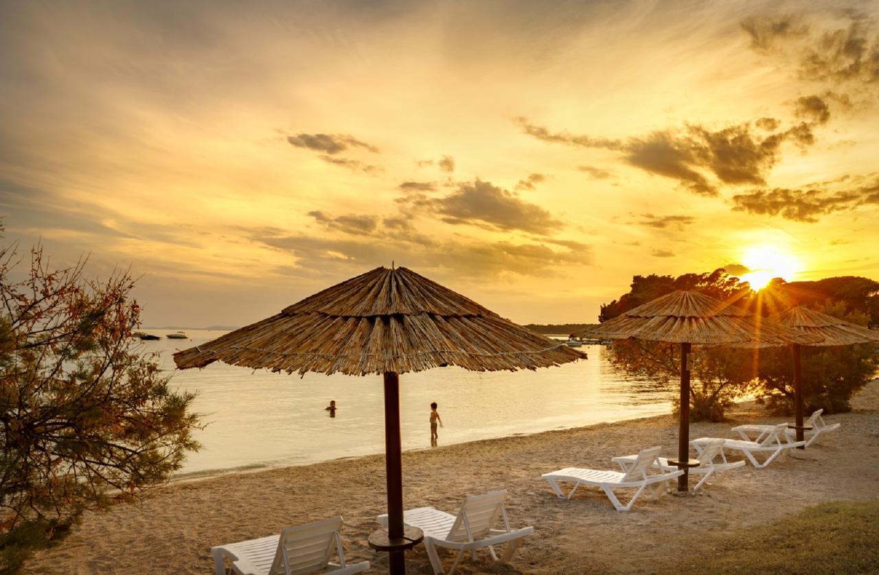 Valamar Camping Padova Banjol Ngoại thất bức ảnh