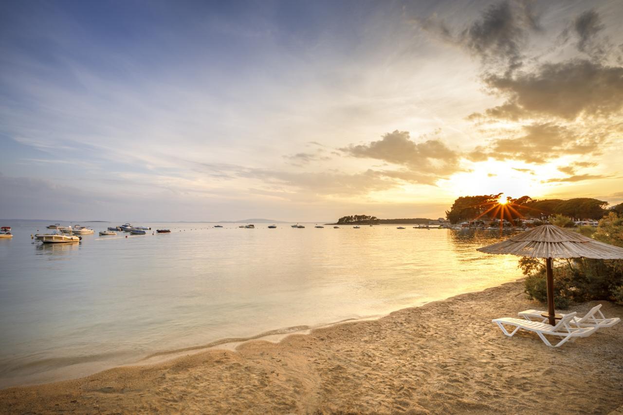 Valamar Camping Padova Banjol Ngoại thất bức ảnh
